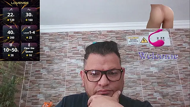 Snapshot of SexDiffrent chatting on November 2025 08:03:02 PM SexDiffrent online show from November 2025 08:03:02 PM