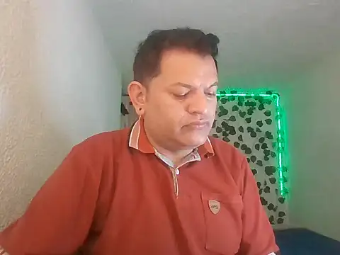 SexDiffrent online show from May 2026 02:58:02 PM