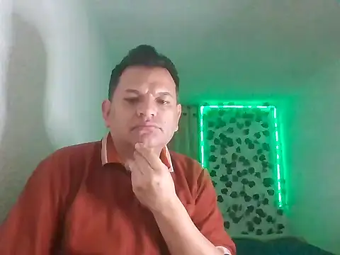 SexDiffrent online show from May 2026 11:14:03 PM