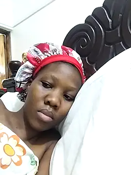 queens jj online show from February 2026 12:33:01 PM