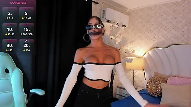 KatalinaMillan online show from November 2025 03:13:02 AM