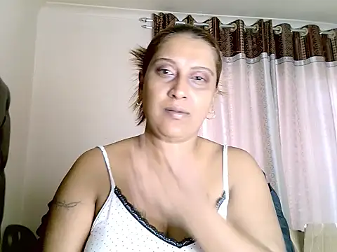 eroticbeauty37 online show from February 2026 05:38:01 AM