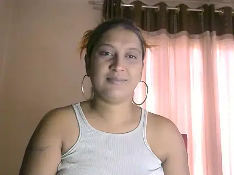 Snapshot of eroticbeauty37 chatting on March 2025 06:13:02 AM eroticbeauty37 online show from March 2025 06:13:02 AM