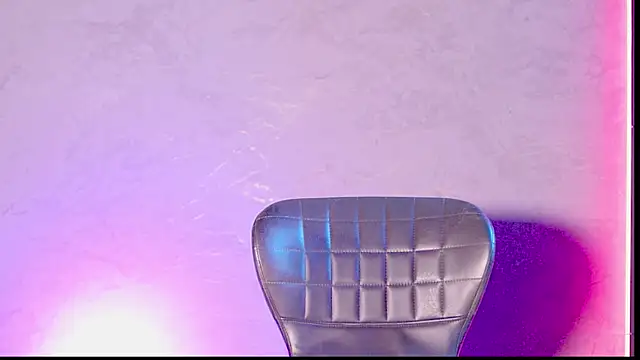 Snapshot of Morenahotcam chatting on November 2025 05:18:01 AM Morenahotcam online show from November 2025 05:18:01 AM