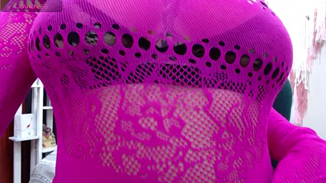 Tefanny Arias online show from October 2025 12:52:02 AM