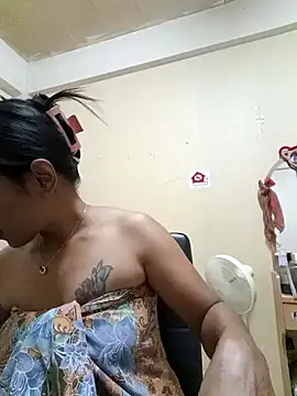 Snapshot of KinkyKit_May chatting on February 2025 12:48:02 PM KinkyKit May online show from February 2025 12:48:02 PM