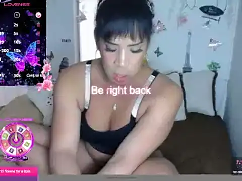 ttrianasofia 22 online show from August 2026 06:05:02 PM