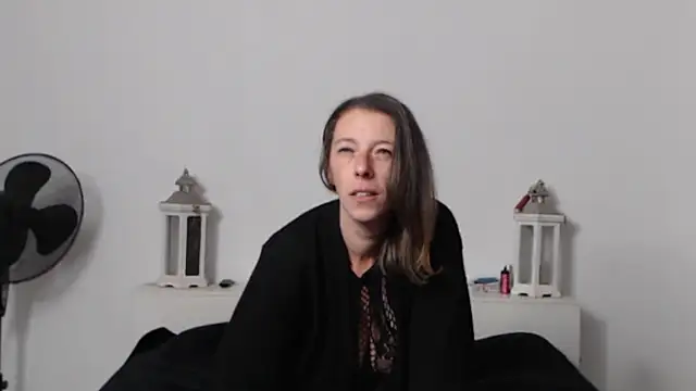 Snapshot of Oriane_Jackson chatting on October 2025 04:48:02 PM Oriane Jackson online show from October 2025 04:48:02 PM