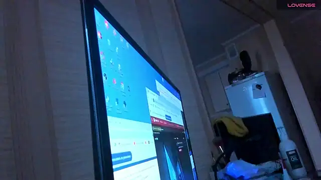 Snapshot of PamHardFuck chatting on March 2025 02:28:01 PM PamHardFuck online show from March 2025 02:28:01 PM