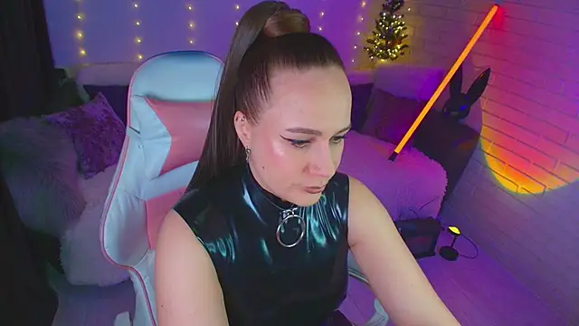 pepper cat  online show from April 2026 12:18:02 AM