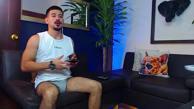 Snapshot of Markboyl chatting on January 2025 03:15:02 PM Markboyl online show from January 2025 03:15:02 PM