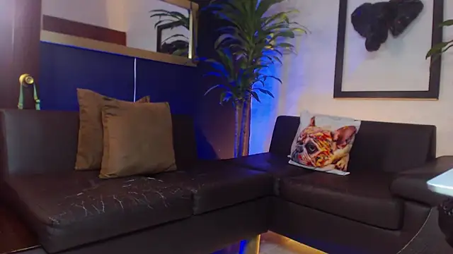 Snapshot of Markboyl chatting on March 2025 12:04:01 PM Markboyl online show from March 2025 12:04:01 PM