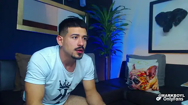 Snapshot of Markboyl chatting on December 2024 03:04:02 AM Markboyl online show from December 2024 03:04:02 AM