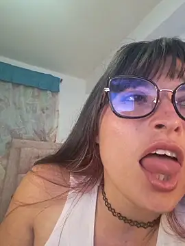 Alexandrasaenz online show from February 2026 10:07:01 PM