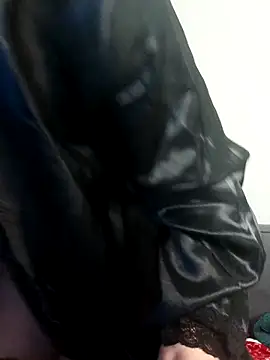 clara-francaise online show from February 2026 04:50:01 PM