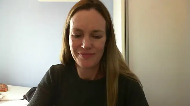 Annylove1 online show from September 2025 05:12:01 PM