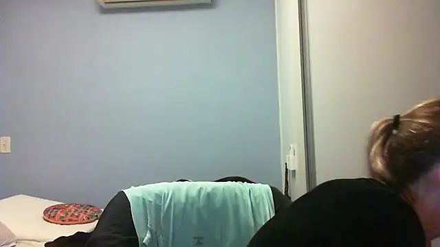 Annylove1 online show from October 2025 12:12:02 AM