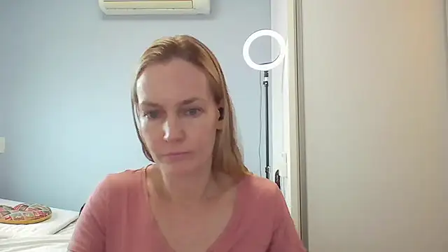 Annylove1 online show from February 2026 10:05:01 AM