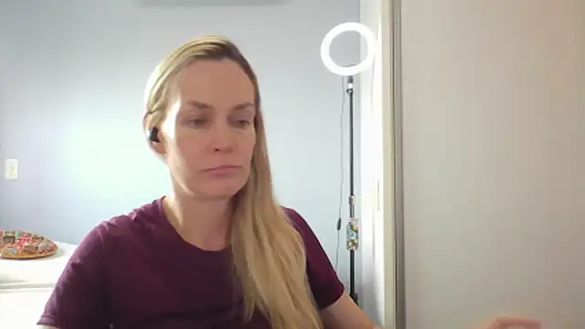 Annylove1 online show from February 2026 12:34:02 PM