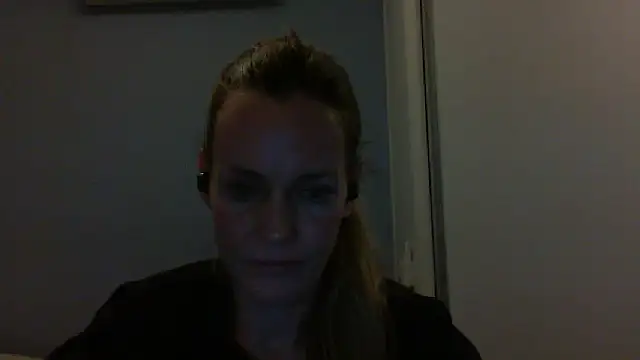 Annylove1 online show from October 2025 11:16:02 PM