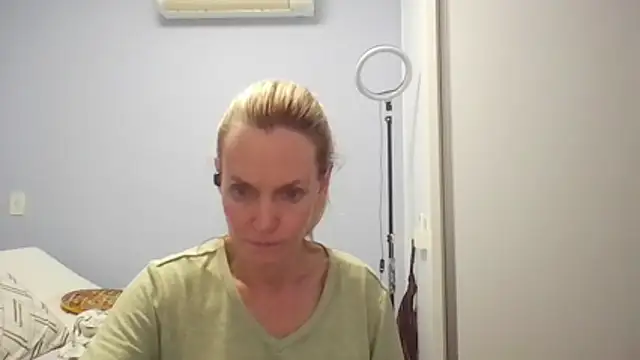 Annylove1 online show from March 2026 12:54:01 AM