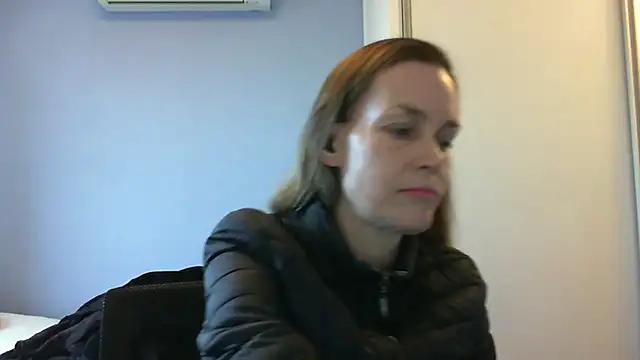 Annylove1 online show from September 2025 10:54:01 AM
