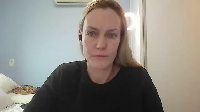 Snapshot of Annylove1 chatting on June 2026 10:45:01 AM Annylove1 online show from June 2026 10:45:01 AM