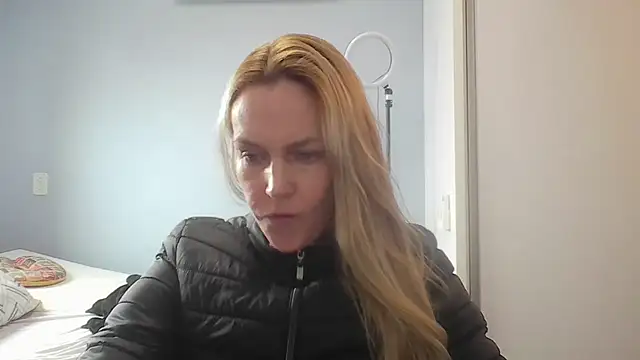 Snapshot of Annylove1 chatting on June 2026 12:48:01 PM Annylove1 online show from June 2026 12:48:01 PM