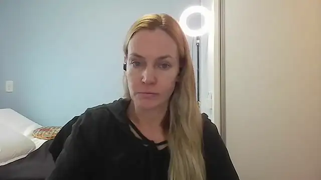 Snapshot of Annylove1 chatting on May 2026 10:53:02 AM Annylove1 online show from May 2026 10:53:02 AM