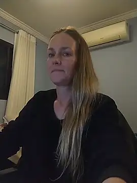 Annylove1 online show from October 2025 11:02:01 PM