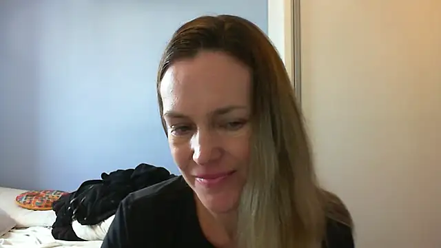 Annylove1 online show from October 2025 10:56:02 AM
