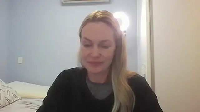 Snapshot of Annylove1 chatting on July 2026 10:52:02 AM Annylove1 online show from July 2026 10:52:02 AM