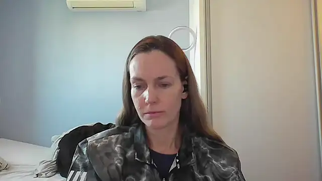 Annylove1 online show from November 2025 11:54:01 AM