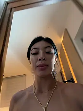 Snapshot of KalaBeckett_ chatting on April 2026 11:47:02 AM KalaBeckett online show from April 2026 11:47:02 AM