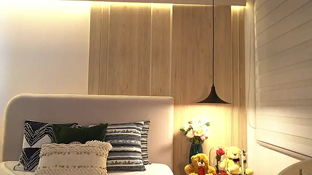 Snapshot of KalaBeckett_ chatting on April 2026 11:17:01 AM KalaBeckett online show from April 2026 11:17:01 AM