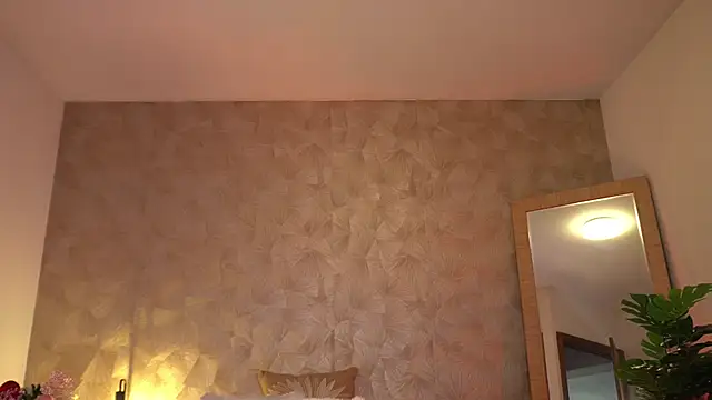 Snapshot of KalaBeckett_ chatting on June 2026 12:44:02 PM KalaBeckett online show from June 2026 12:44:02 PM