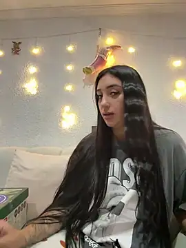 Hannahoff online show from December 2025 10:26:02 PM