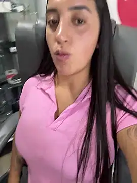Hannahoff online show from May 2026 01:09:02 AM