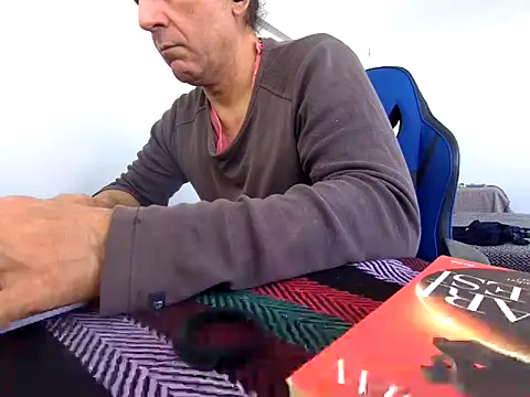 ALPHANDRE online show from November 2025 10:09:01 AM