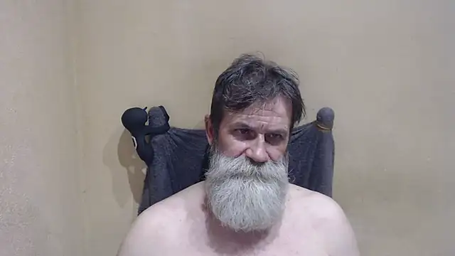 Snapshot of AlexNudo chatting on June 2026 06:31:01 PM AlexNudo online show from June 2026 06:31:01 PM