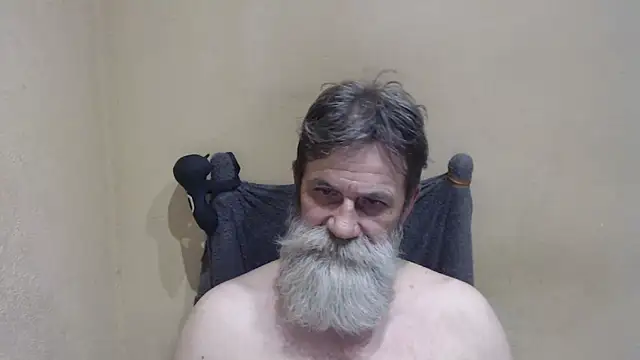 Snapshot of AlexNudo chatting on June 2026 03:24:01 PM AlexNudo online show from June 2026 03:24:01 PM