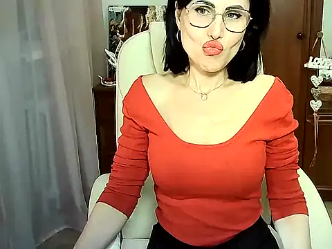 Snapshot of Alyona_Alex chatting on December 2024 03:22:02 PM Alyona Alex online show from December 2024 03:22:02 PM