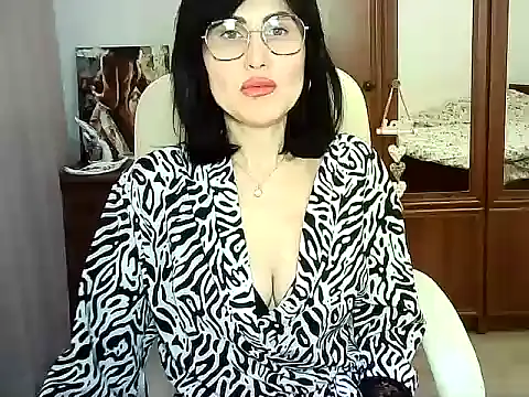 Alyona Alex online show from January 2026 09:35:01 AM