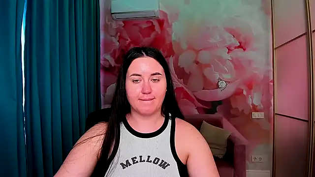 Roxie Bradley online show from March 2025 10:07:02 AM
