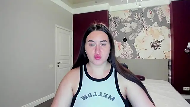 Roxie Bradley online show from October 2025 05:44:01 AM