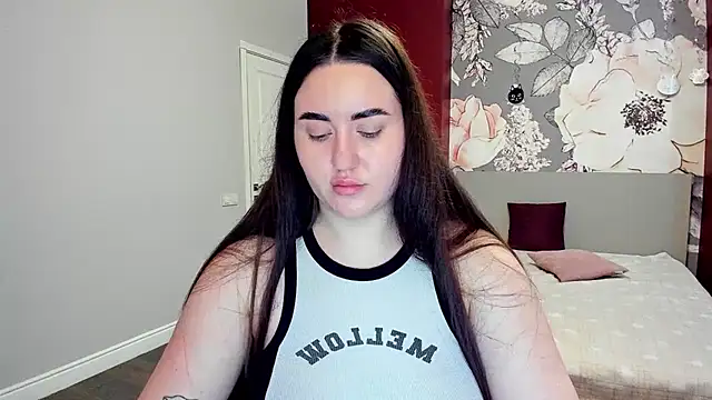 Roxie Bradley online show from February 2026 06:58:02 AM