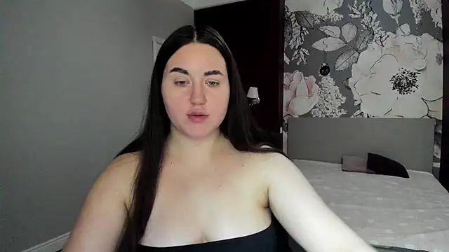 Roxie Bradley online show from January 2026 07:04:01 AM