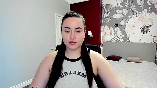 Roxie Bradley online show from February 2026 06:54:02 AM