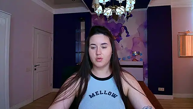 Roxie Bradley online show from March 2025 12:51:01 PM