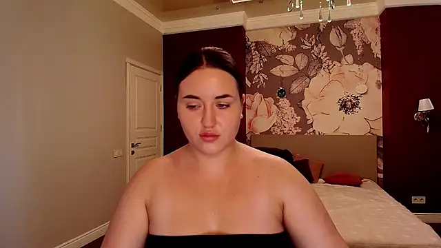Roxie Bradley online show from September 2025 05:47:02 AM